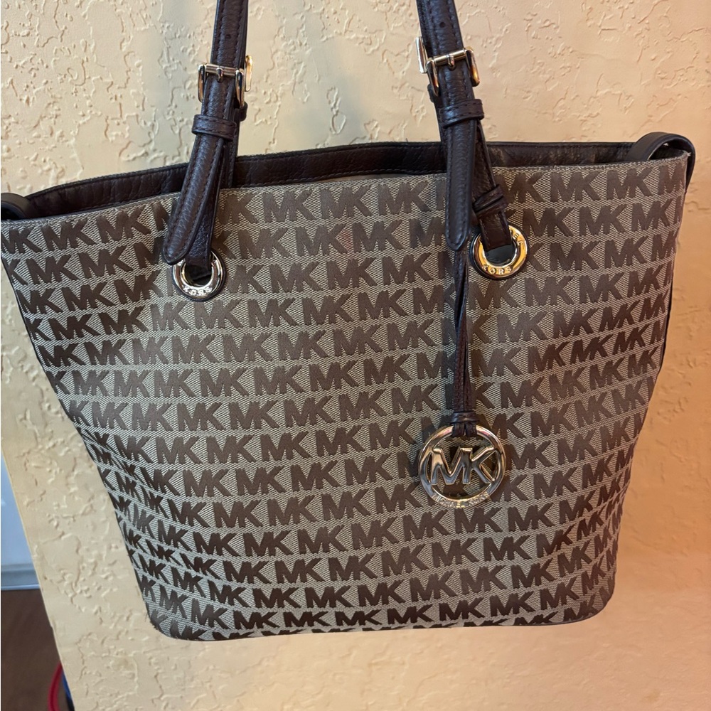 Michael Kors Signature Brown Tote